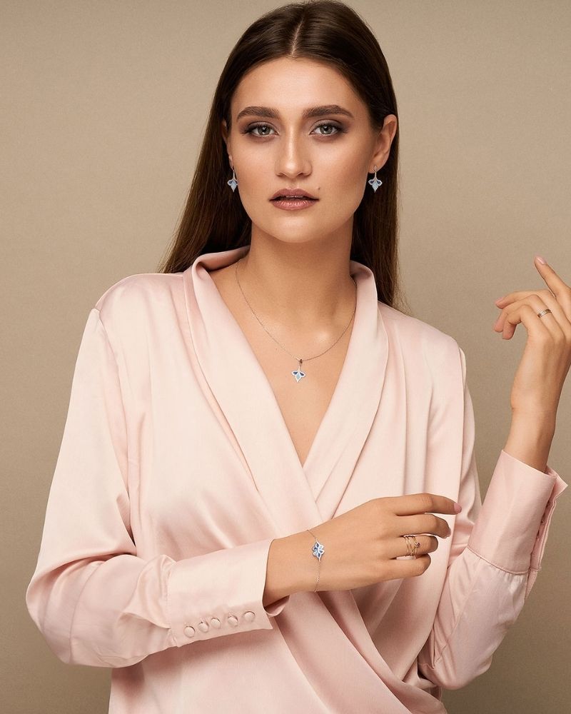 cercei-dama-flori-email-colorat-aur