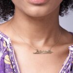 colier-semnatura-stilizata-regina-maria-aur