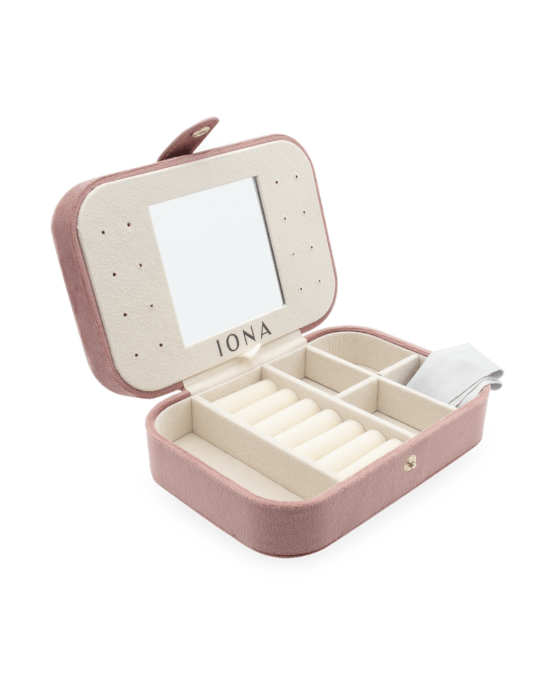 Cutie din catifea roz pentru organizarea bijuteriilor