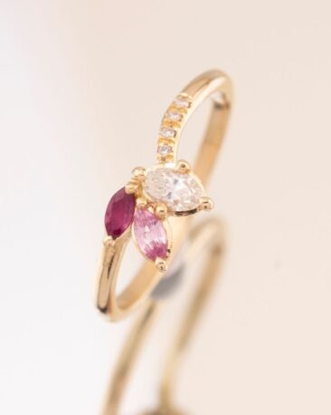inel-deosebit-safire-diamante-naturale