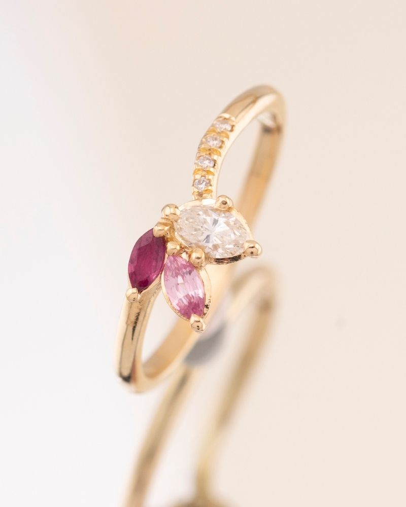 inel-deosebit-safire-diamante-naturale