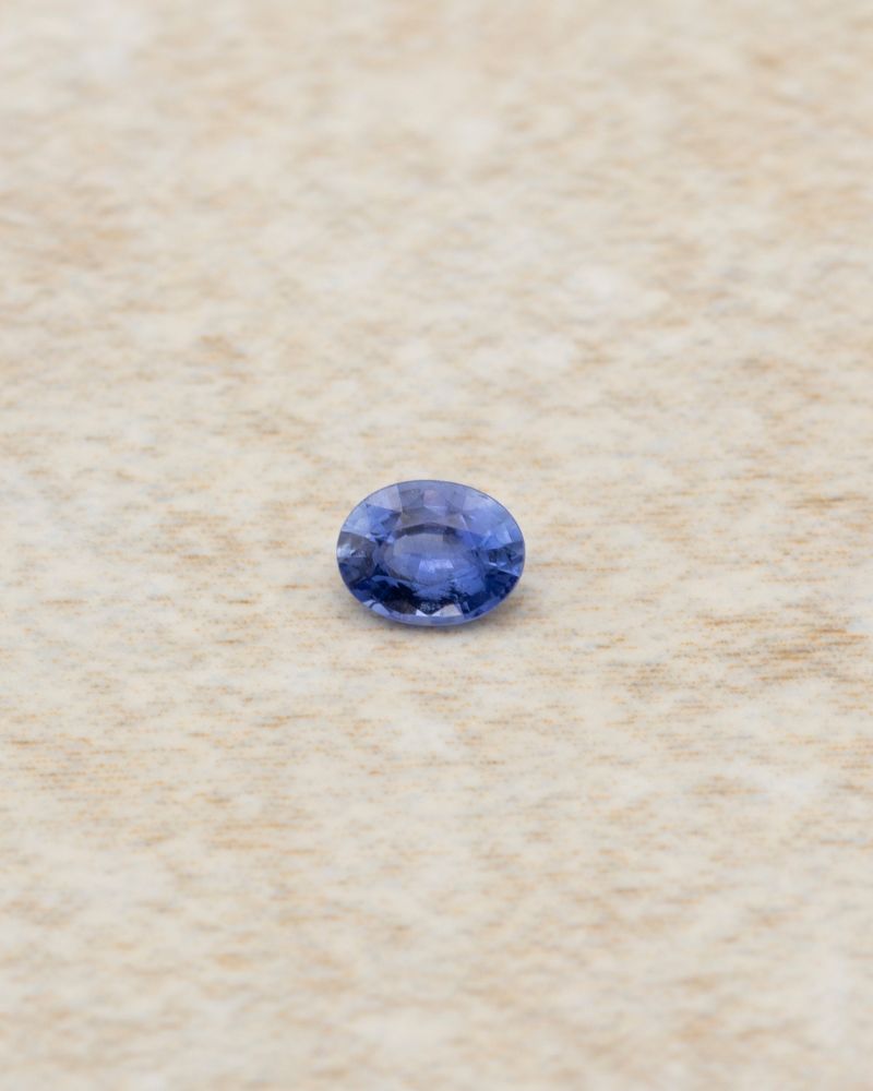 safir-albastru-oval