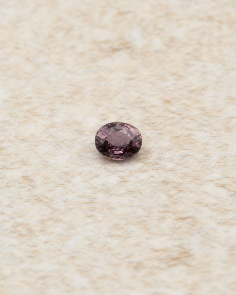 safir-natural-culoare-cicolata