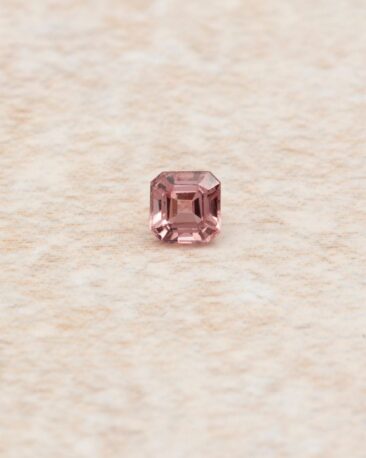 safir-natural-culoare-padparadscha