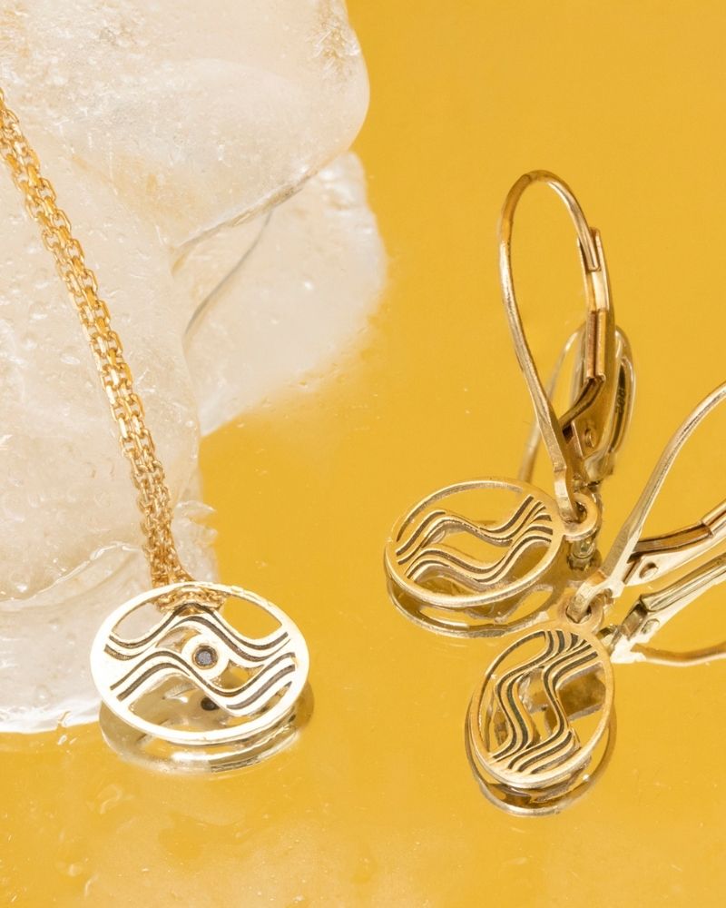 set-bijuterii-dama-simboluri-nordice-aur-diamante