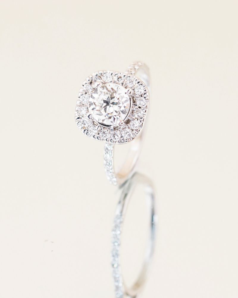 inel-logodna-pe-comanda-diamante-naturale
