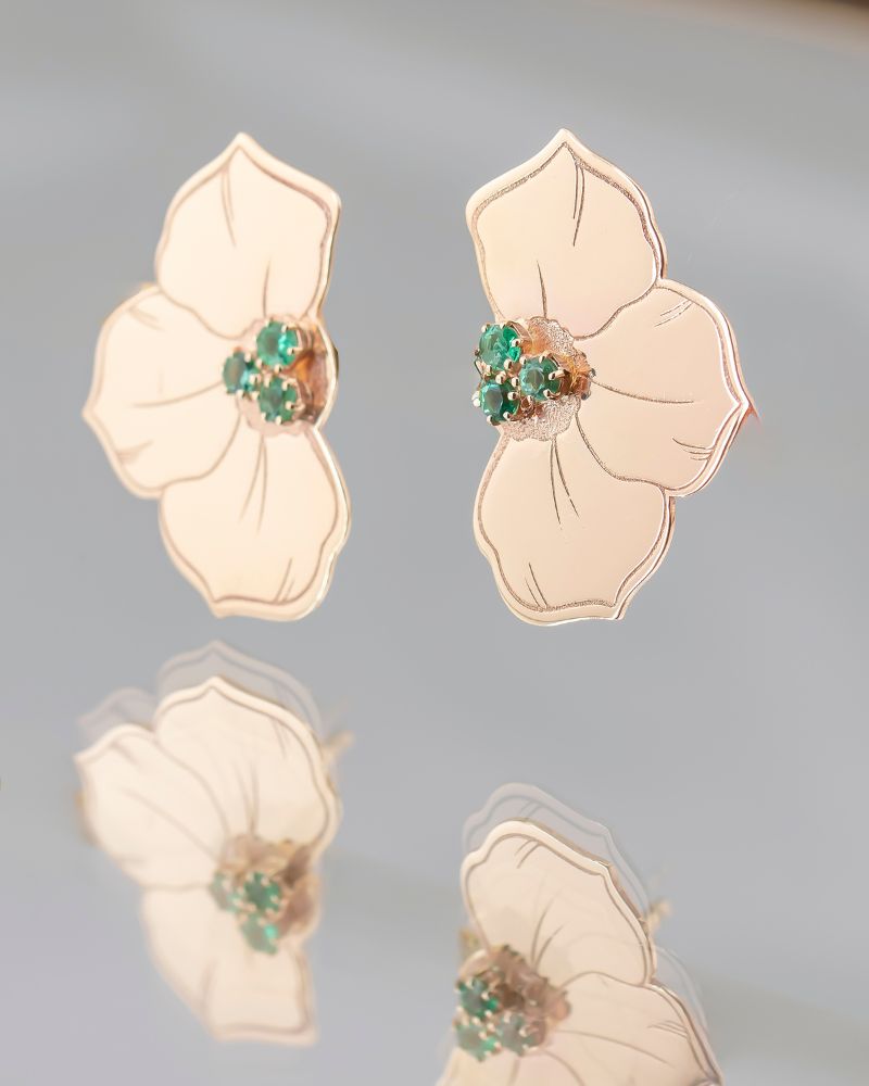 cercei-dama-aur-smaralde-model-floral