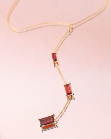 Colier Lung WHISPERS cu Granate Naturale, Aur Galben 14K