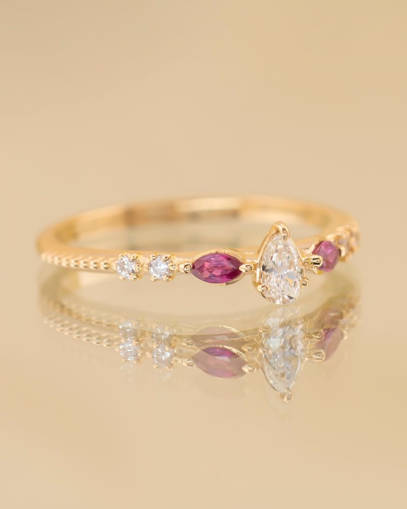 inel-dama-diamant-safire-naturale-aur-galben-model-special
