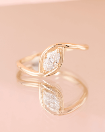 Inel de Logodna DRUNK IN LOVE cu Diamant Natural Marchiza, Aur Galben 14K