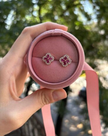 Cercei SOLÈNE cu Rubine Naturale si Diamante Naturale, Aur Galben 14K