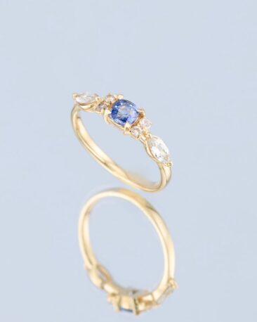 Inel de logodna FOREST WHISPER cu Safire Naturale Verzi, Aur Alb 14K