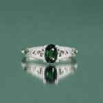 Inel de logodna FOREST WHISPER cu Safire Naturale Verzi, Aur Alb 14K