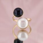 Inel Unicat WHEN LIGHT MEETS DARK cu Perle Naturale de Cultura, Aur Galben 14K