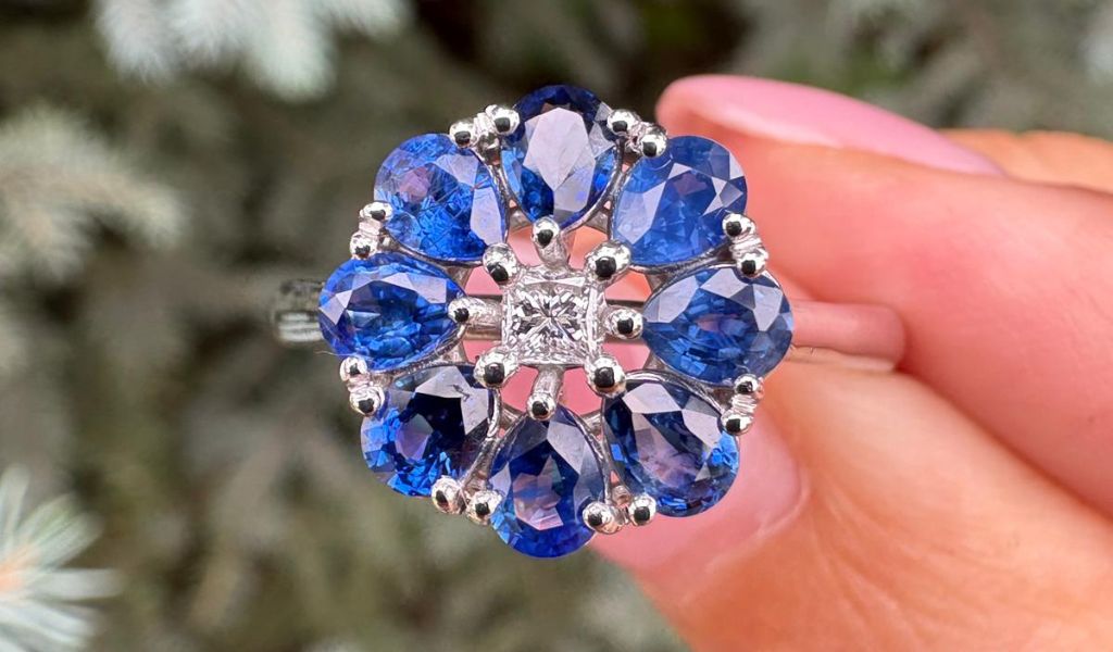 Cadouri din aur pentru aniversarea de 1 an: idei de bijuterii care spun povestea voastra