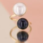 Inel Unicat WHEN LIGHT MEETS DARK cu Perle Naturale de Cultura, Aur Galben 14K