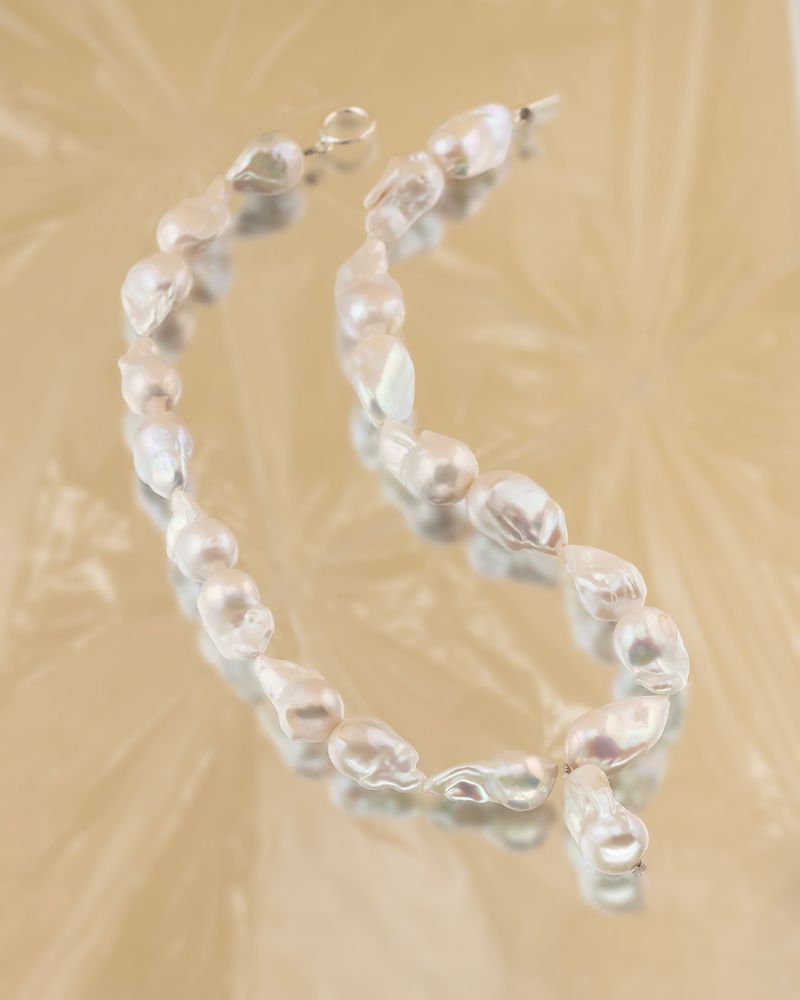 Colier la baza gatului IMPERFECT BEAUTY cu Perle Naturale Baroc, Argint 925