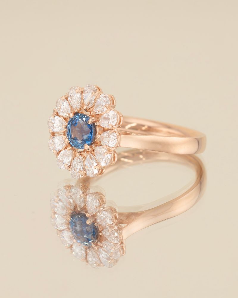 Inel de Logodna FLOWER OF LOVE cu Safir Natural si Diamante Naturale, Aur Roz 14K