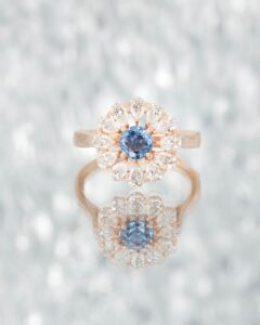 Inel de Logodna FLOWER OF LOVE cu Safir Natural si Diamante Naturale, Aur Roz 14K