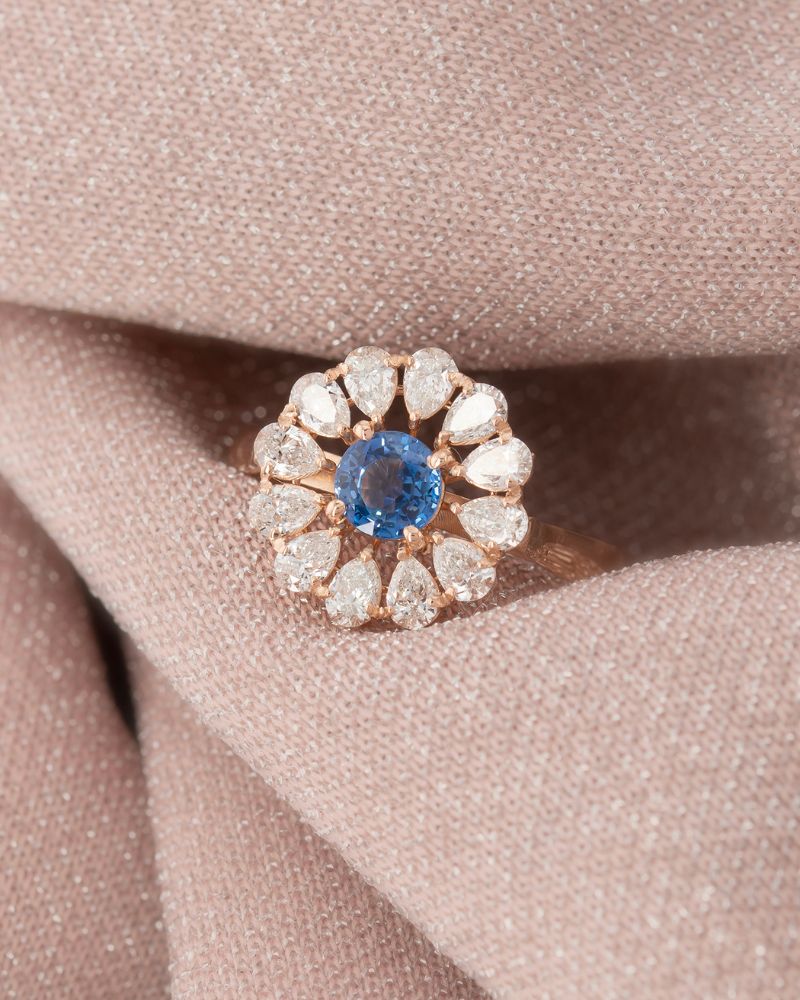 Inel de Logodna FLOWER OF LOVE cu Safir Natural si Diamante Naturale, Aur Roz 14K