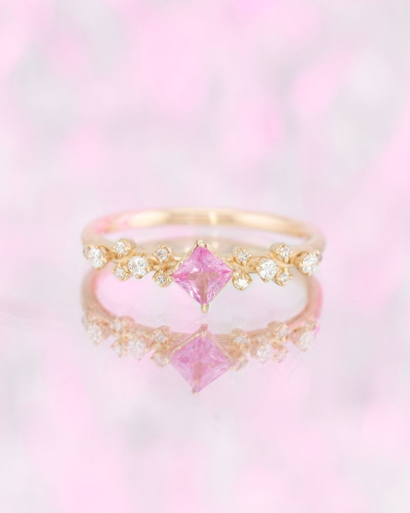 Inel de Logodna CANDY cu Safir Natural Roz si Diamante Naturale, Aur Galben 14K