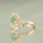 Inel unicat Exotic Vibe din aur galben 14K cu Turmalina Paraiba si diamante naturale, IONA
