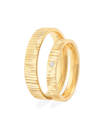 Verighete LINES OF DESTINY din aur galben 14K cu textura verticala si diamant natural, IONA