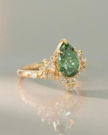 Inel logodna diamant verde para design inspirat natura